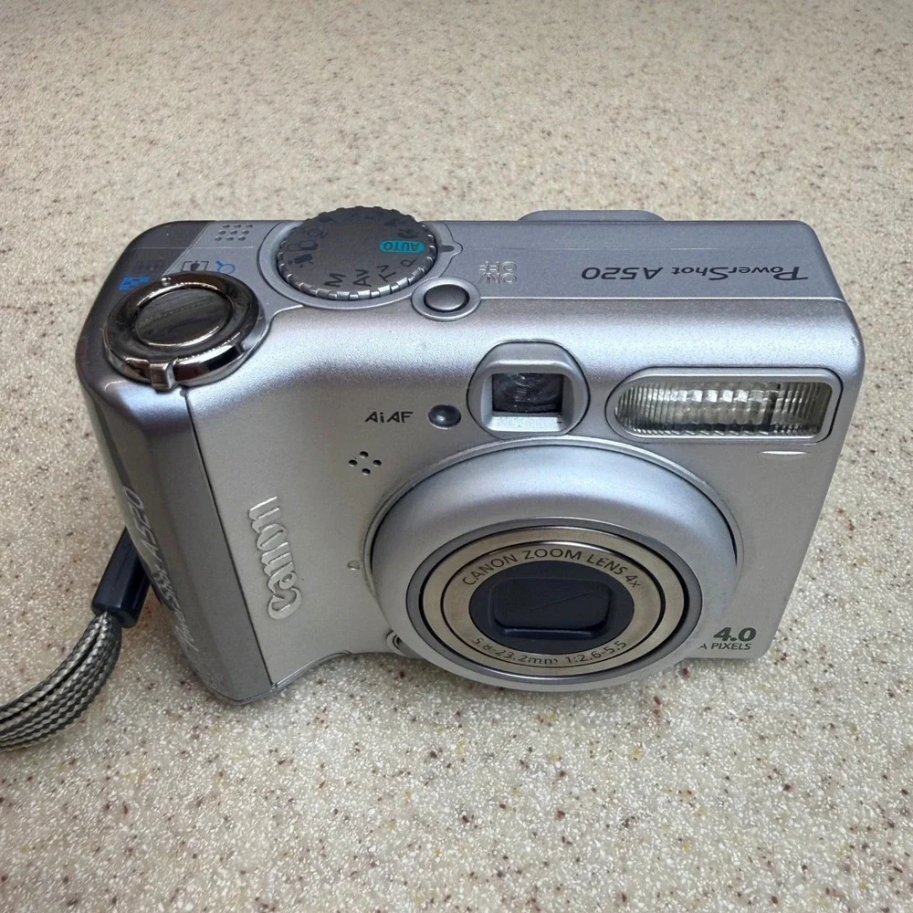 Canon powershot a520